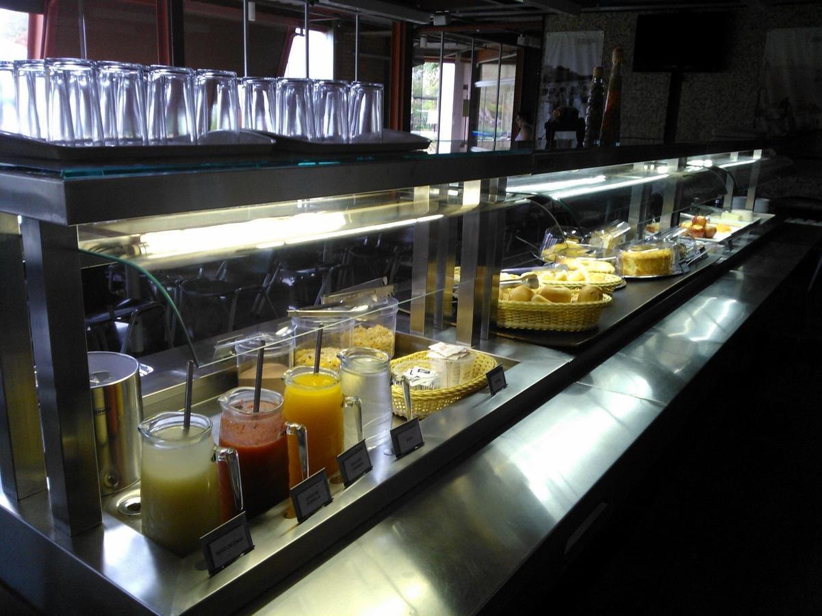 Hotel Cotoches Abre Campo Luaran gambar